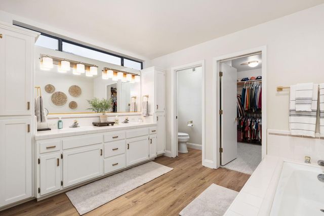 9981 N Madison Ridge Road, Fresno, CA 93720