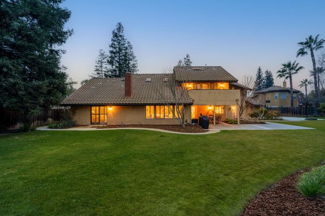 9981 N Madison Ridge Road, Fresno, CA 93720