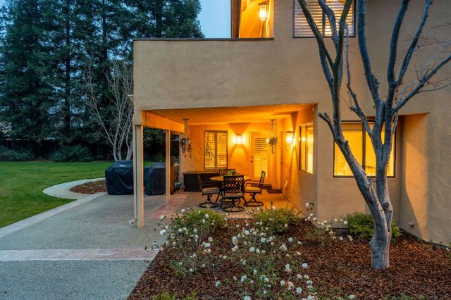 9981 N Madison Ridge Road, Fresno, CA 93720