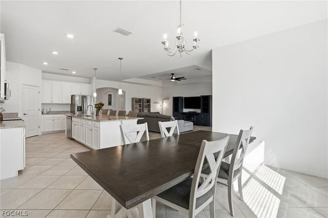 3288 Altimira DR, Fort Myers, FL 33905