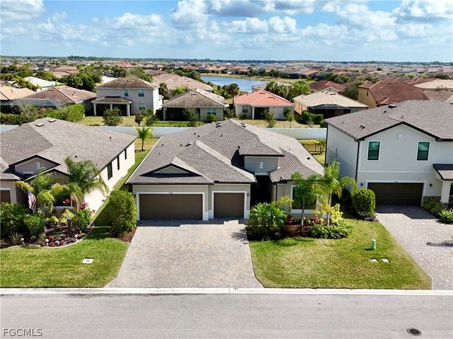 3288 Altimira DR, Fort Myers, FL 33905
