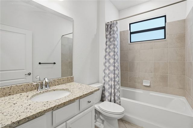 3288 Altimira DR, Fort Myers, FL 33905