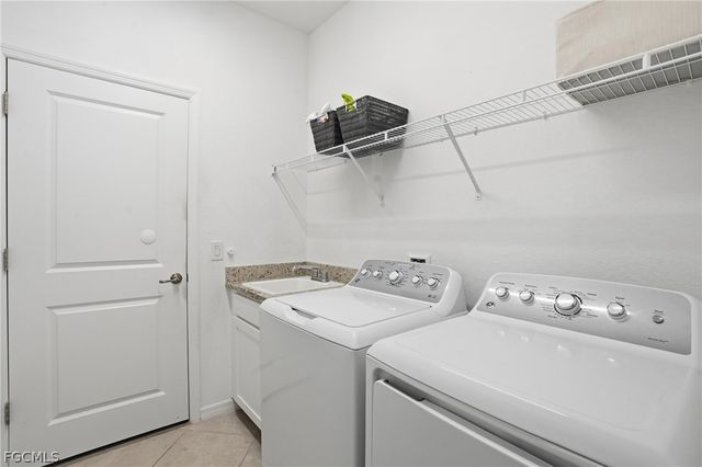 3288 Altimira DR, Fort Myers, FL 33905