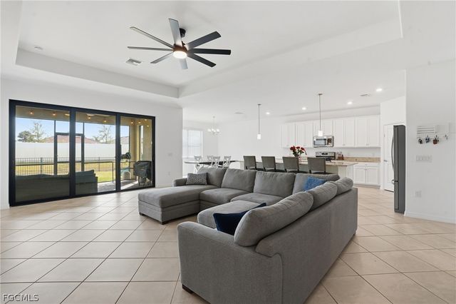 3288 Altimira DR, Fort Myers, FL 33905