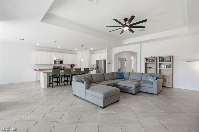 3288 Altimira DR, Fort Myers, FL 33905