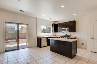 6257 E Stonechat Drive, Tucson, AZ 85756