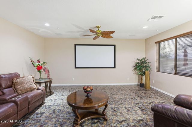 6206 W BUCKHORN Trail, Phoenix, AZ 85083