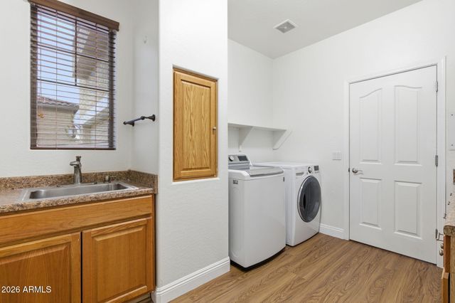 6206 W BUCKHORN Trail, Phoenix, AZ 85083