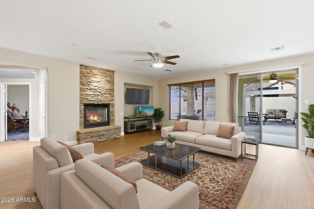 6206 W BUCKHORN Trail, Phoenix, AZ 85083