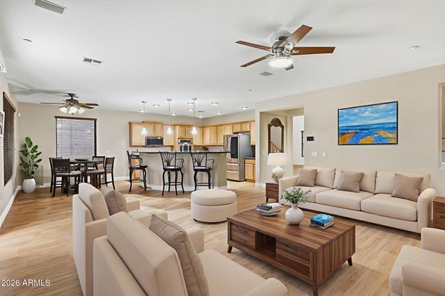 6206 W BUCKHORN Trail, Phoenix, AZ 85083