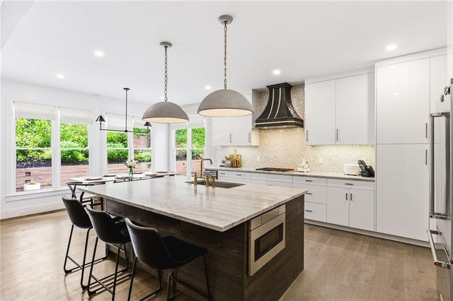 5055 Old Oak Trace, Roswell, GA 30075