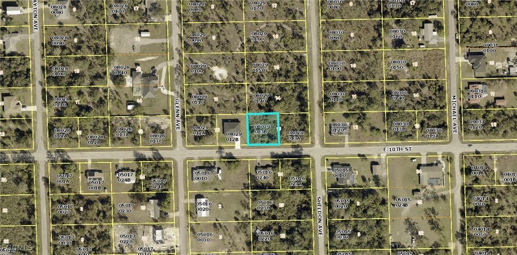 1805 E 10th ST, Lehigh Acres, FL 33972