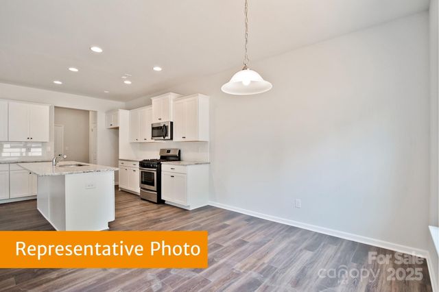 12139 Muscadine Court, Midland, NC 28107