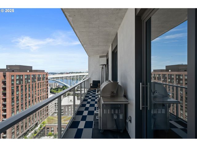 1150 Nw QUIMBY St 1712, Portland, OR 97209