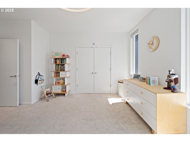 1150 Nw QUIMBY St 1712, Portland, OR 97209