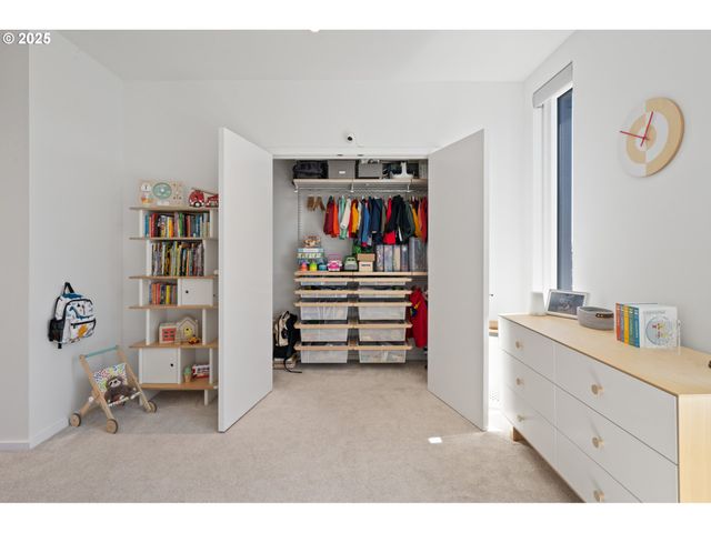 1150 Nw QUIMBY St 1712, Portland, OR 97209