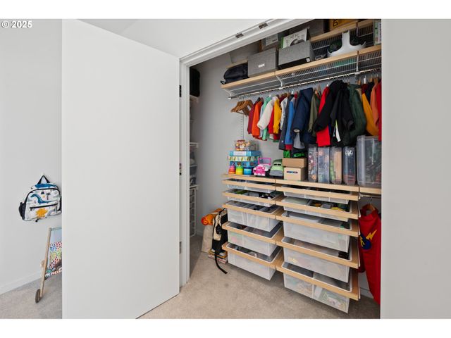 1150 Nw QUIMBY St 1712, Portland, OR 97209