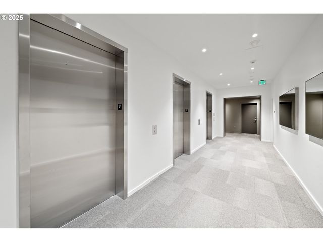 1150 Nw QUIMBY St 1712, Portland, OR 97209