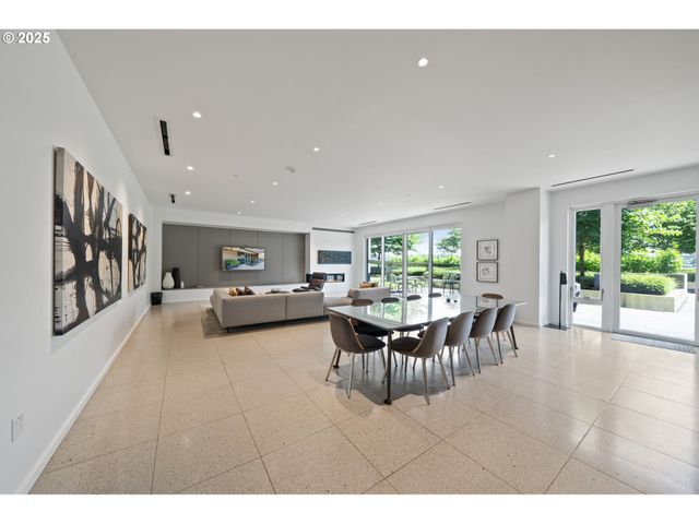 1150 Nw QUIMBY St 1712, Portland, OR 97209