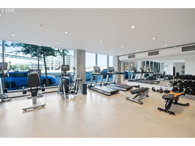 1150 Nw QUIMBY St 1712, Portland, OR 97209