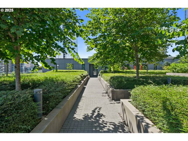 1150 Nw QUIMBY St 1712, Portland, OR 97209