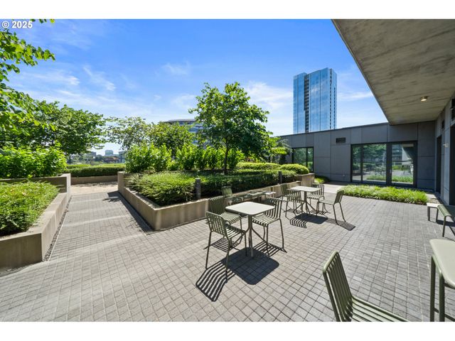 1150 Nw QUIMBY St 1712, Portland, OR 97209