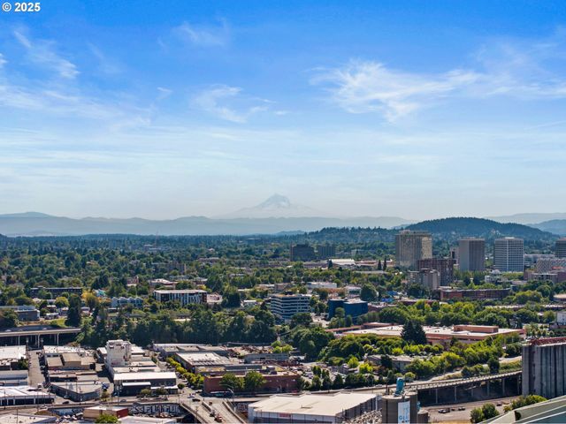 1150 Nw QUIMBY St 1712, Portland, OR 97209