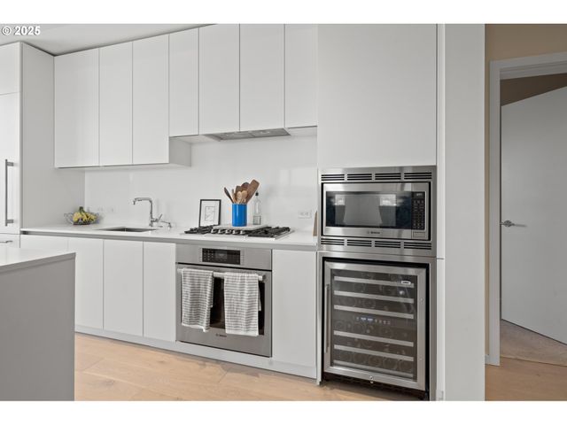 1150 Nw QUIMBY St 1712, Portland, OR 97209