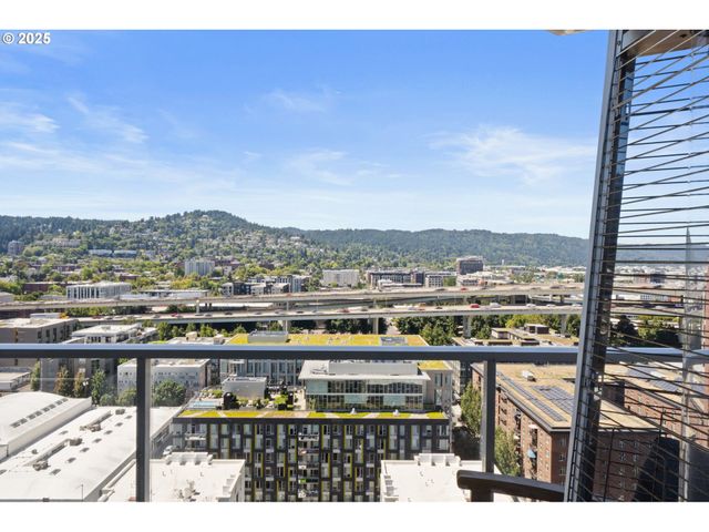 1150 Nw QUIMBY St 1712, Portland, OR 97209