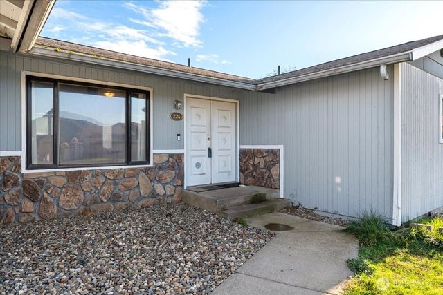 225 Bandra Drive, Walla Walla, WA 99362