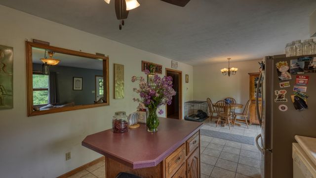 2631 Coopermill Road, Zanesville, OH 43701