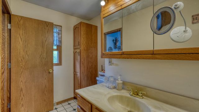 2631 Coopermill Road, Zanesville, OH 43701