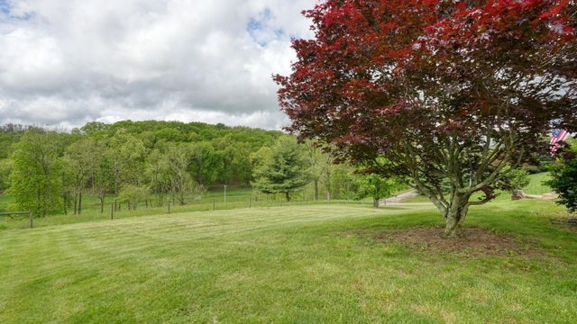 2631 Coopermill Road, Zanesville, OH 43701