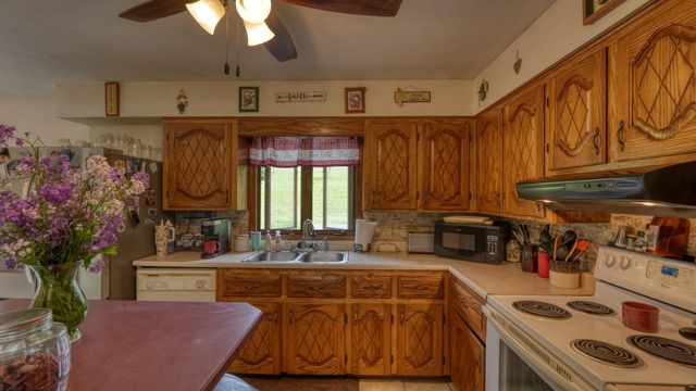 2631 Coopermill Road, Zanesville, OH 43701