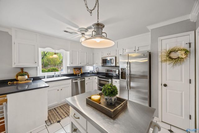 304 Pineridge Circle, Madison, AL 35758