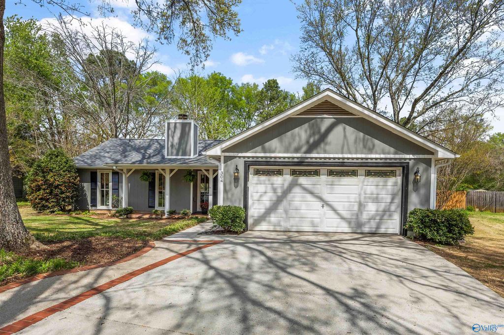 304 Pineridge Circle, Madison, AL 35758