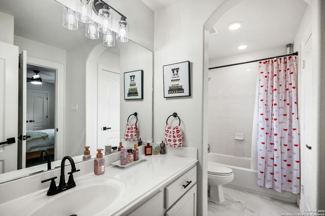 3110 Bonita Springs, San Antonio, TX 78258