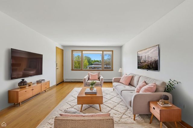 6845 N Northwest Highway 3W, Chicago, IL 60631