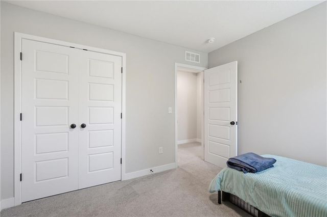 425 Hampstead Drive, Raymore, MO 64083