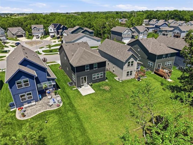 425 Hampstead Drive, Raymore, MO 64083
