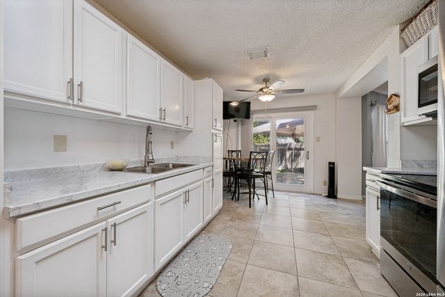 3611 CAMERON SPGS, San Antonio, TX 78244