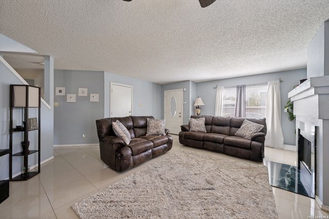 3611 CAMERON SPGS, San Antonio, TX 78244