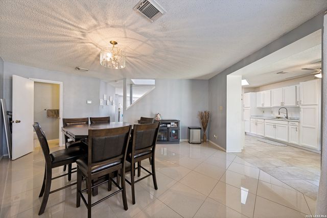 3611 CAMERON SPGS, San Antonio, TX 78244