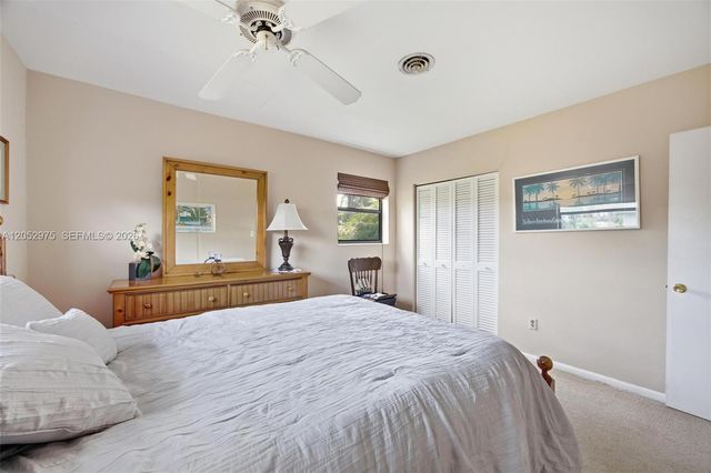 225 NW 15th St, Homestead, FL 33030