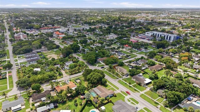225 NW 15th St, Homestead, FL 33030