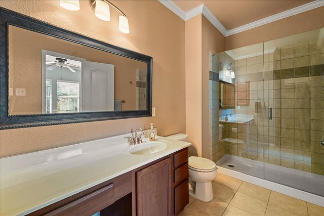 5957 Lost Valley Drive, The Colony, TX 75056