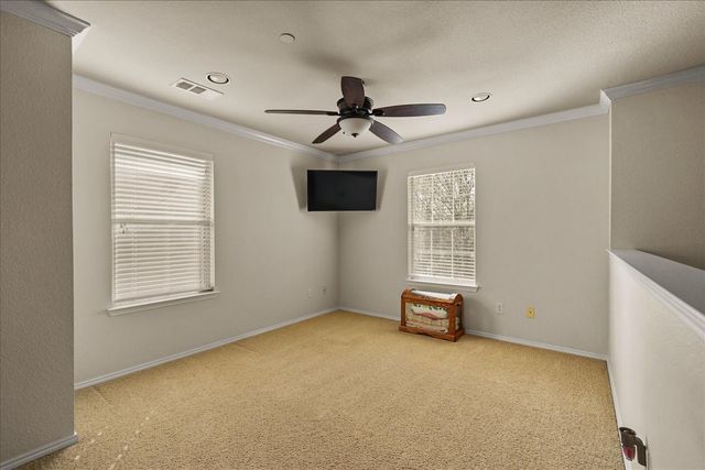 5957 Lost Valley Drive, The Colony, TX 75056