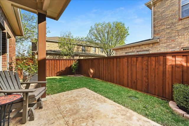 5957 Lost Valley Drive, The Colony, TX 75056