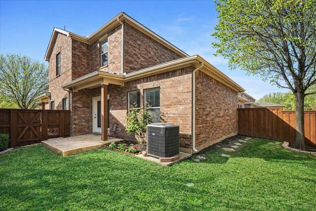 5957 Lost Valley Drive, The Colony, TX 75056