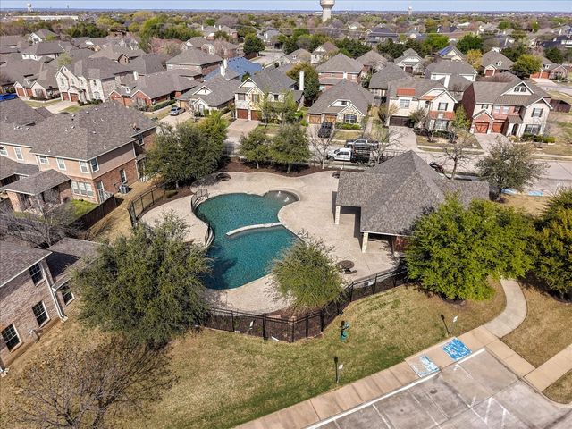 5957 Lost Valley Drive, The Colony, TX 75056